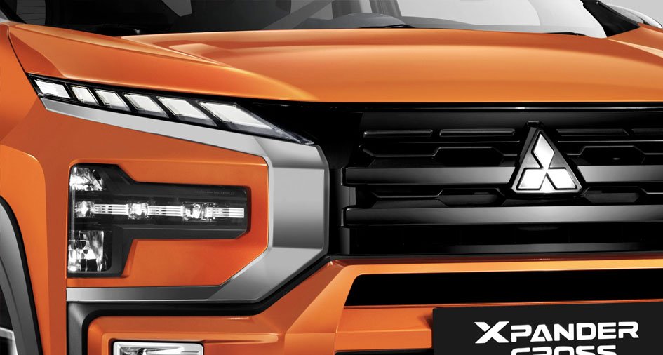 Đèn chiếu sáng phía trước trên Xpander CRoss